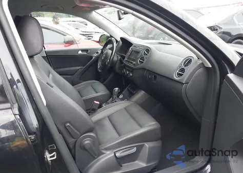 2017 Volkswagen Tiguan 2.0T/2.0T S z USA, uszkodzony, nr VIN WVGAV7AX2HK004587